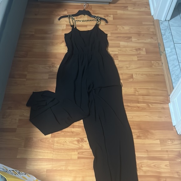 Jumpsuit - Picture 2 of 4